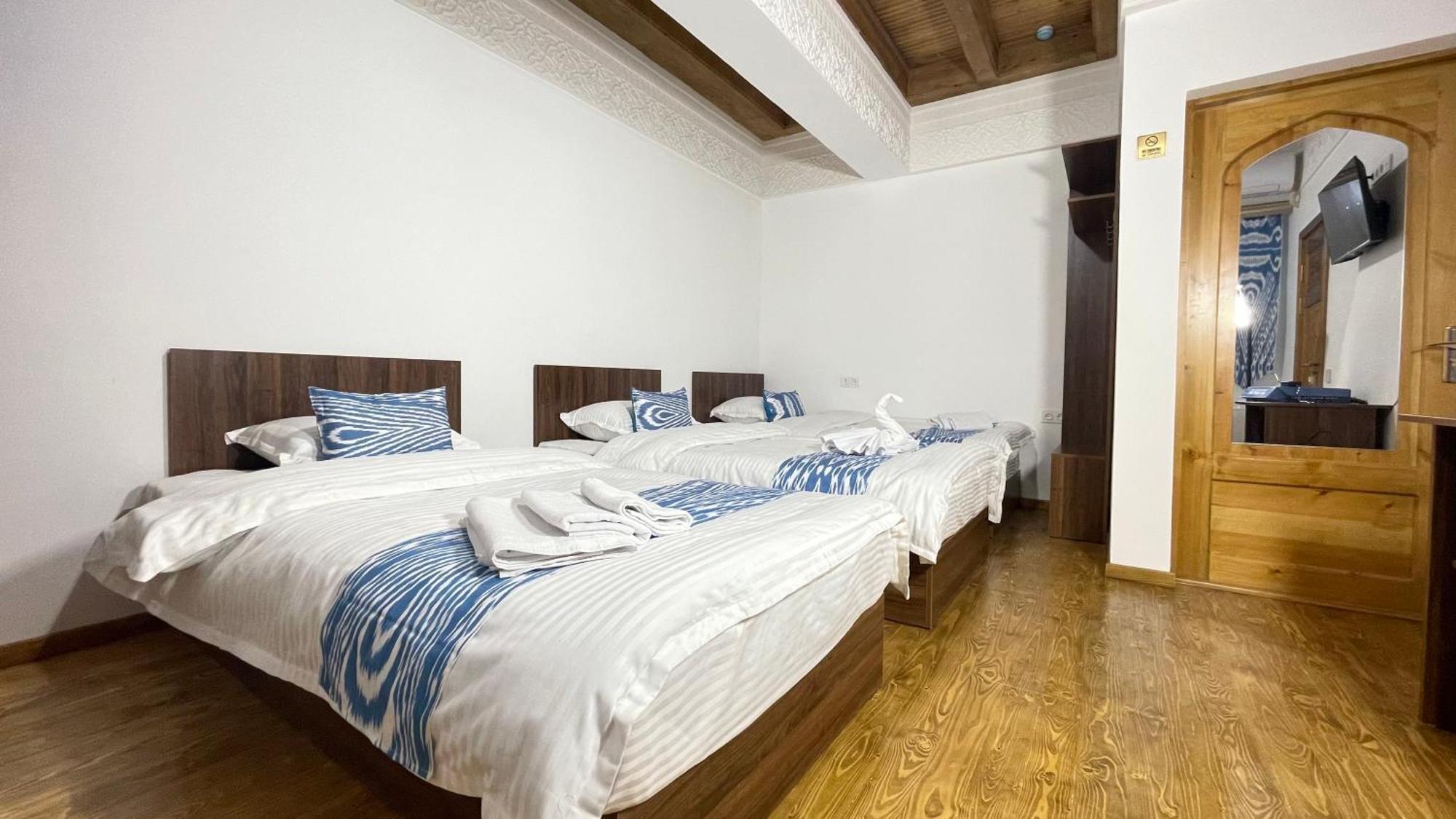 Mahbubakhon Guest House In Old City Bukhara Bagian luar foto