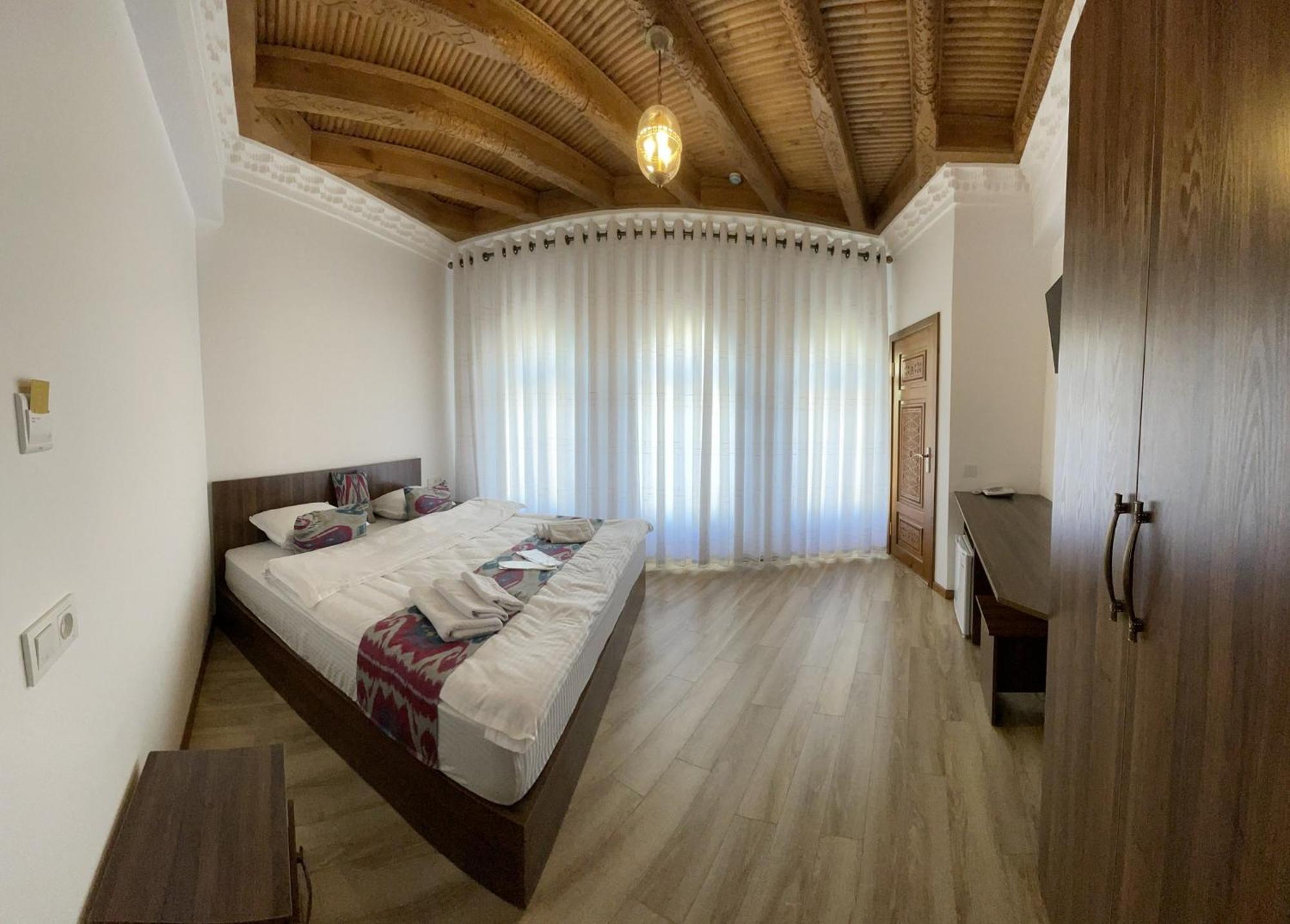 Mahbubakhon Guest House In Old City Bukhara Bagian luar foto