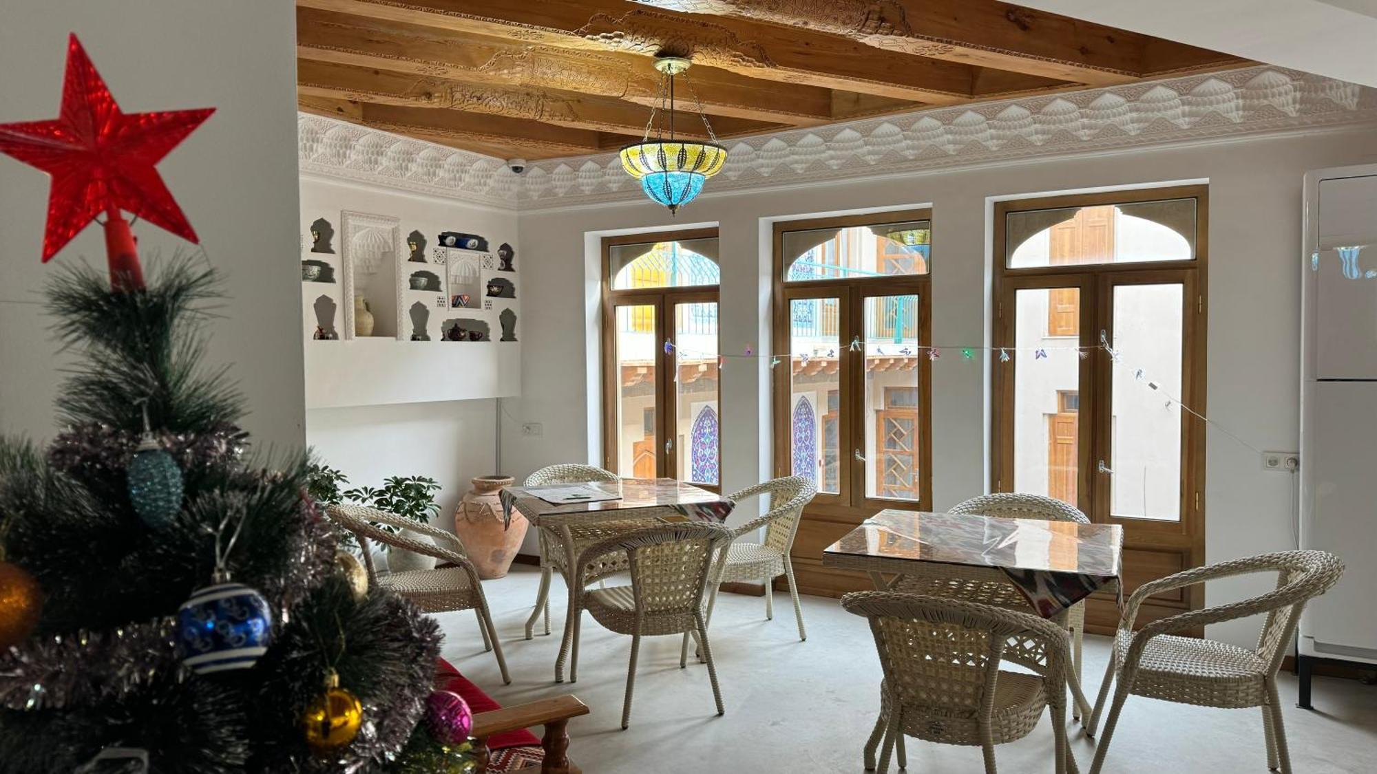 Mahbubakhon Guest House In Old City Bukhara Bagian luar foto
